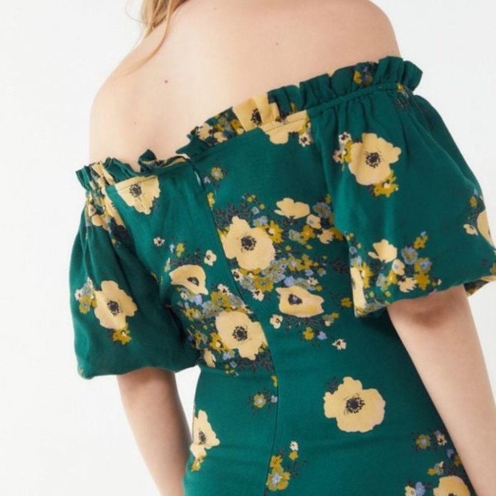 Urban Outfitters Floral Green Yellow Ruched Dress - Picture 2 of 6